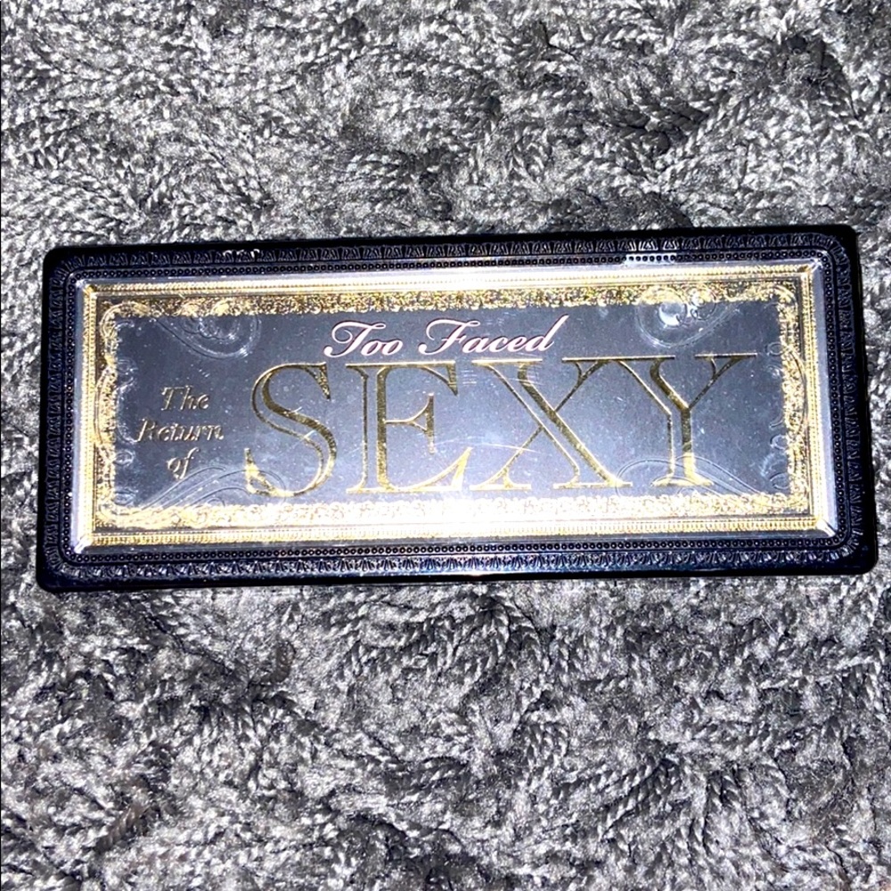 The Return of Sexy Makeup Palette